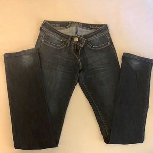 DL1961 Lindsey Slim Straight Jeans size 27